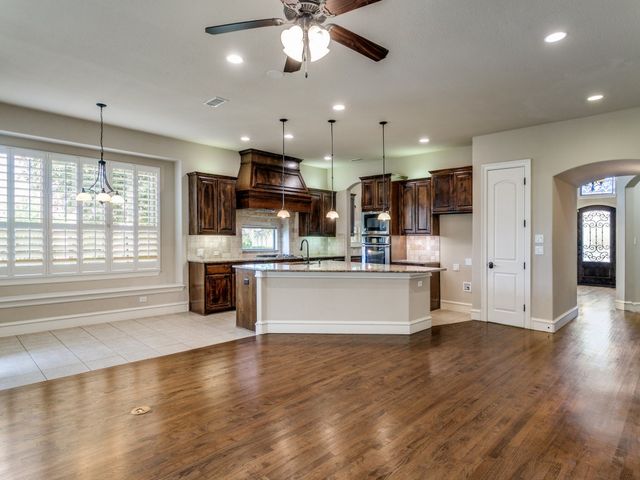 123 Alto Vista Drive, Irving, TX 75062