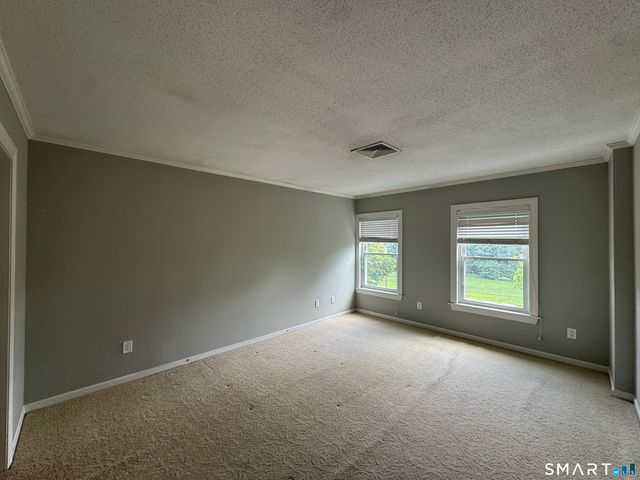15 Highland Street 302, West Hartford, CT 06119