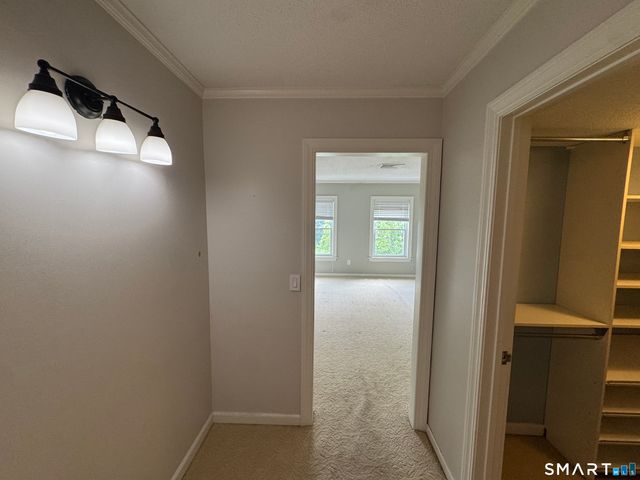 15 Highland Street 302, West Hartford, CT 06119