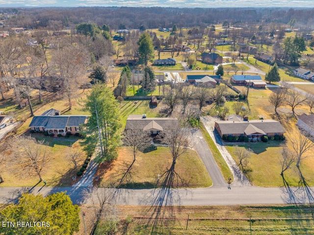 1868 Herbert Garrett Rd, Cookeville, TN 38506