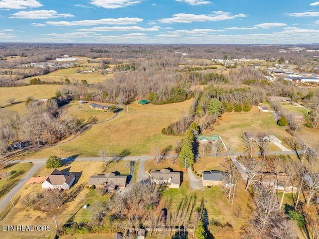 1868 Herbert Garrett Rd, Cookeville, TN 38506