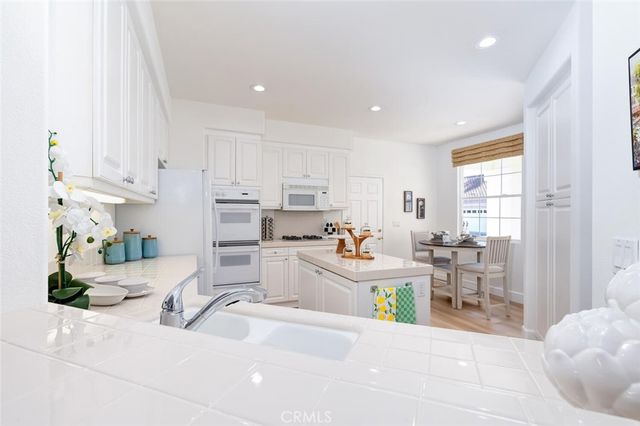 21351 Mazatlan, Mission Viejo, CA 92692