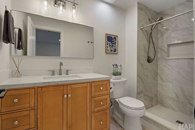 1200 W Northwest Highway 305, Mount Prospect, IL 60056