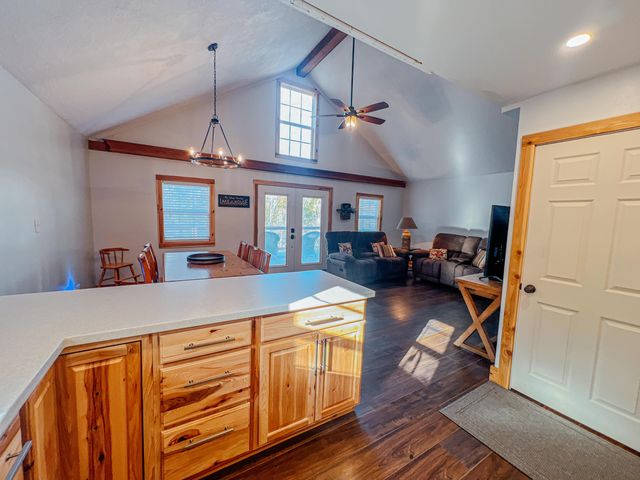 916 Valleywood Heights Drive, Howard, OH 43028