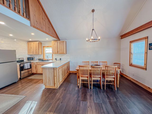 916 Valleywood Heights Drive, Howard, OH 43028
