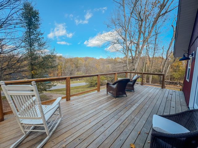 916 Valleywood Heights Drive, Howard, OH 43028
