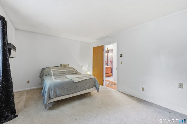 36 Lester Street, New London, CT 06320