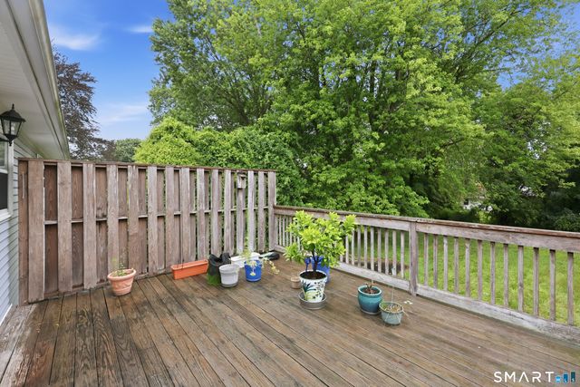 36 Lester Street, New London, CT 06320