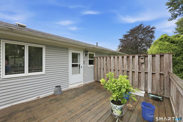 36 Lester Street, New London, CT 06320