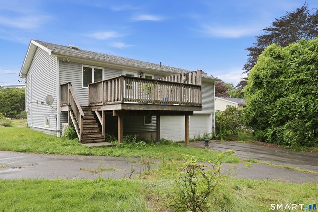 36 Lester Street, New London, CT 06320