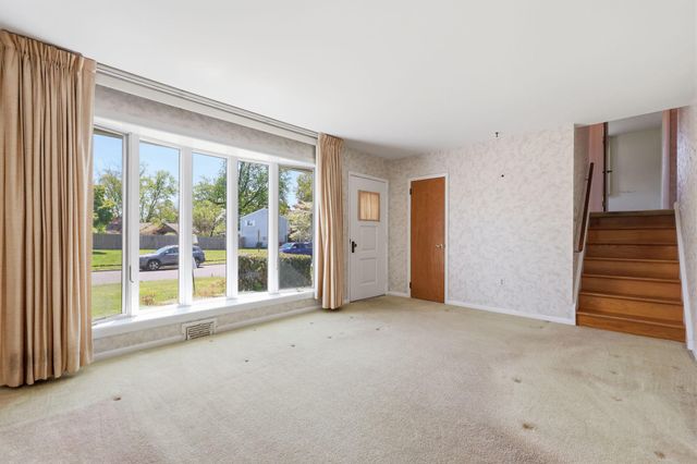 903 PINE RD, Warminster, PA 18974
