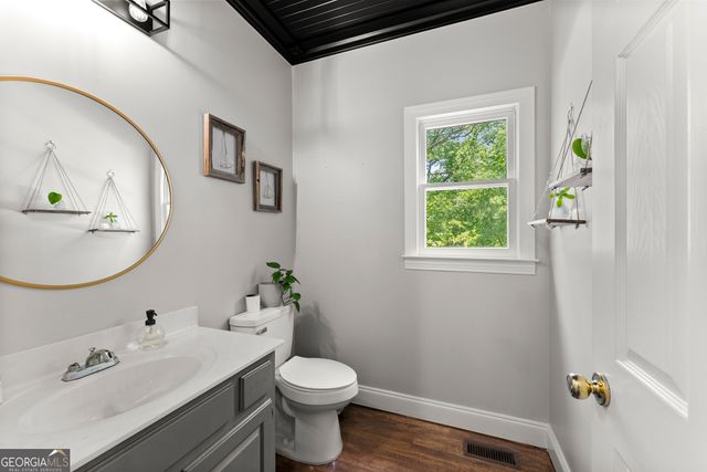 1536 Enota Avenue NE, Gainesville, GA 30501