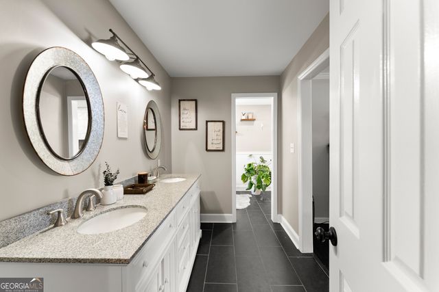 1536 Enota Avenue NE, Gainesville, GA 30501