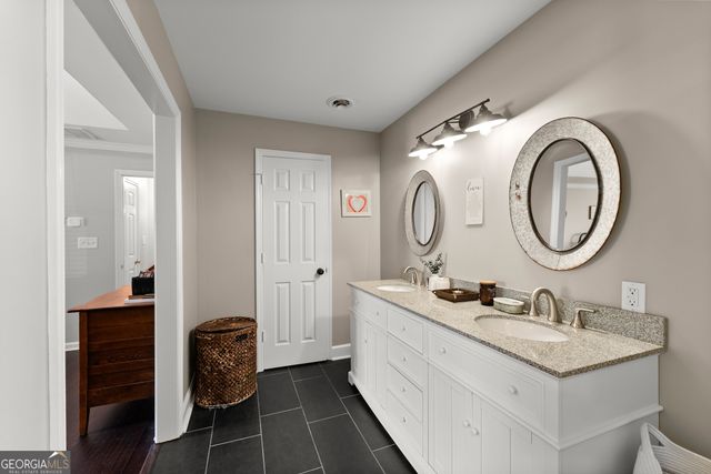 1536 Enota Avenue NE, Gainesville, GA 30501