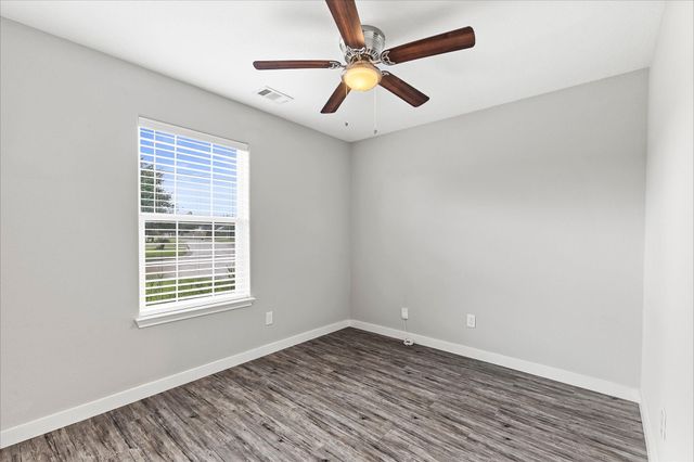 28922 Red River Loop, Spring, TX 77386