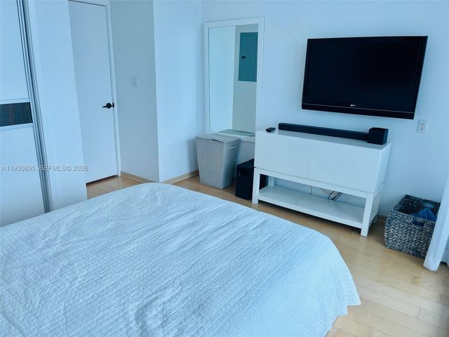 6799 Collins Ave 412, Miami Beach, FL 33141