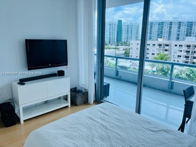 6799 Collins Ave 412, Miami Beach, FL 33141
