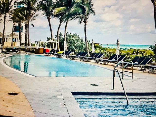 6799 Collins Ave 412, Miami Beach, FL 33141