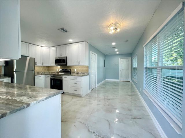 8503 WOODWICK COURT, Tampa, FL 33615