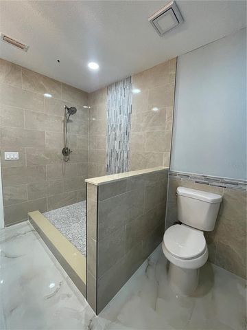 8503 WOODWICK COURT, Tampa, FL 33615