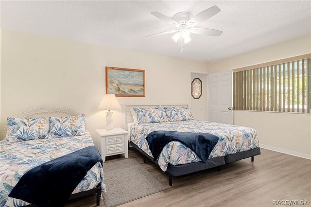 5447 S Boulevard Drive, Homosassa, FL 34448