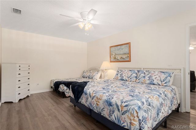 5447 S Boulevard Drive, Homosassa, FL 34448