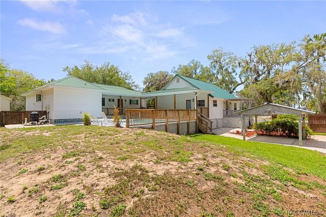 5447 S Boulevard Drive, Homosassa, FL 34448