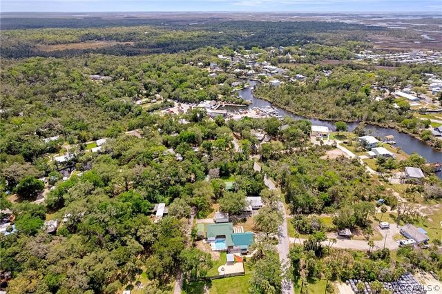 5447 S Boulevard Drive, Homosassa, FL 34448