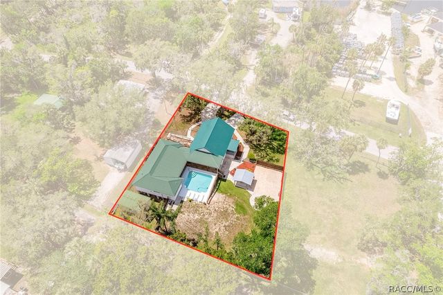 5447 S Boulevard Drive, Homosassa, FL 34448
