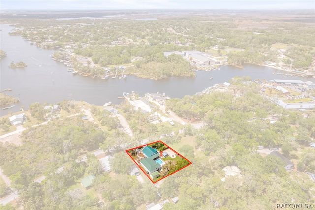 5447 S Boulevard Drive, Homosassa, FL 34448