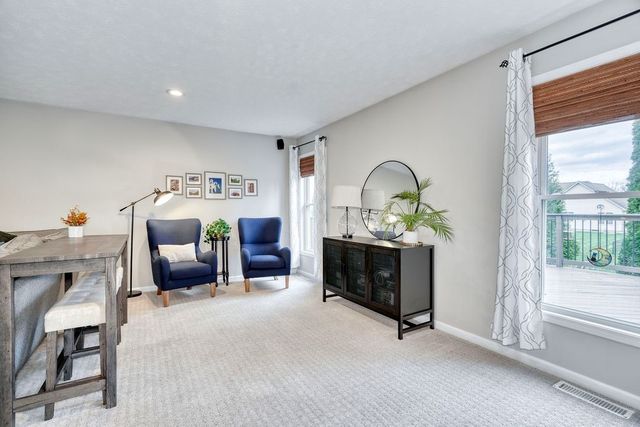 1027 Pondbrook Point, Webster, NY 14580