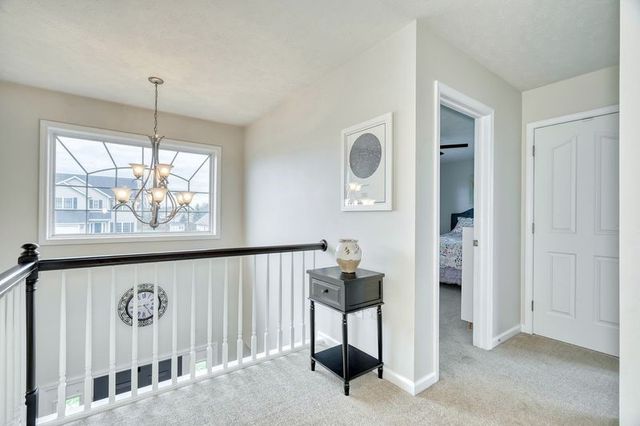 1027 Pondbrook Point, Webster, NY 14580