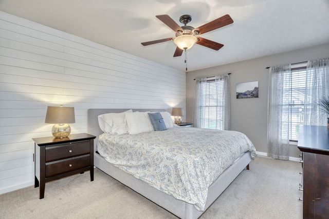 1027 Pondbrook Point, Webster, NY 14580