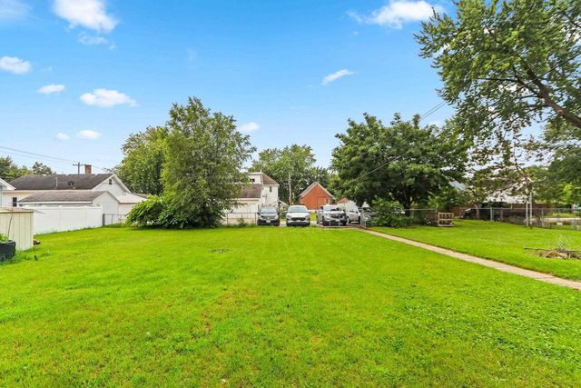 1352 DAY STREET, Green Bay, WI 54302