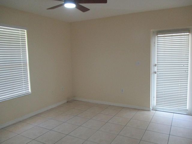 5816 Lincoln Street, Hollywood, FL 33021