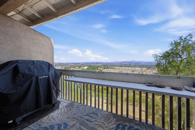 4226 La Pinata Way 227, Oceanside, CA 92057