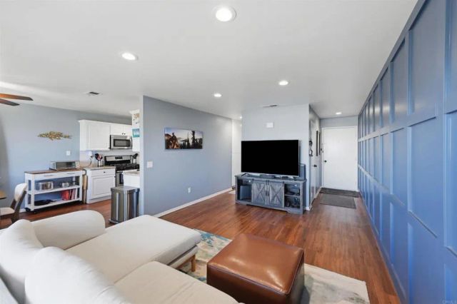 4226 La Pinata Way 227, Oceanside, CA 92057
