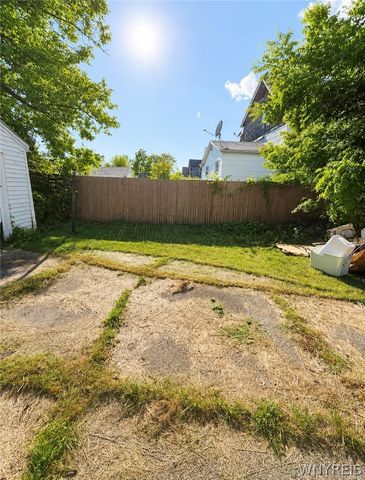 41 Schreck Avenue, Buffalo, NY 14215