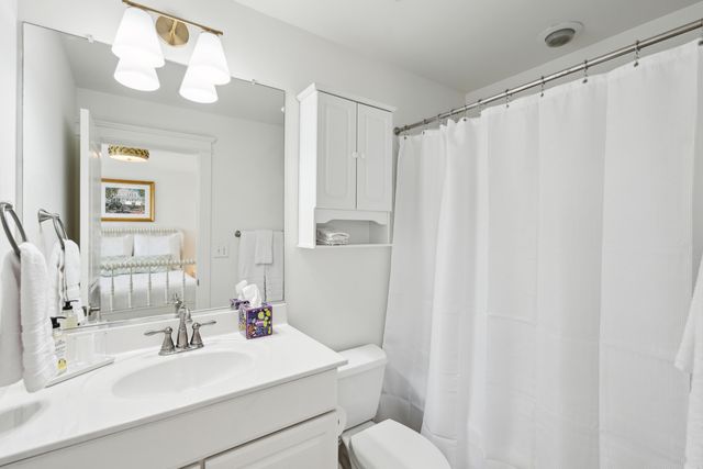 728 S Shelmore Boulevard 201, Mount Pleasant, SC 29464