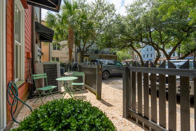 728 S Shelmore Boulevard 201, Mount Pleasant, SC 29464