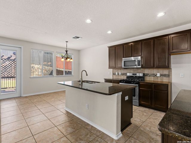 3918 WOODBRIDGE WAY, San Antonio, TX 78257