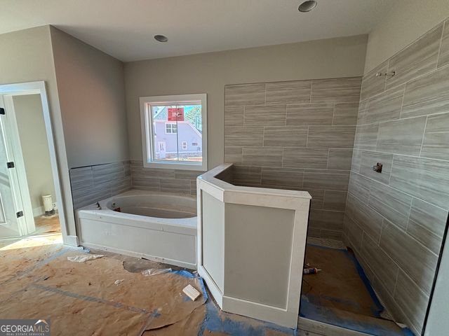 125 Hawthorne Lane, Forsyth, GA 31029