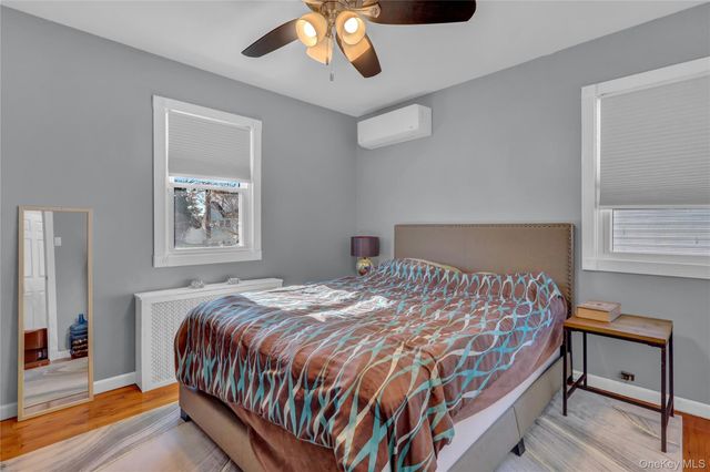 233 Sears Road, West Islip, NY 11795