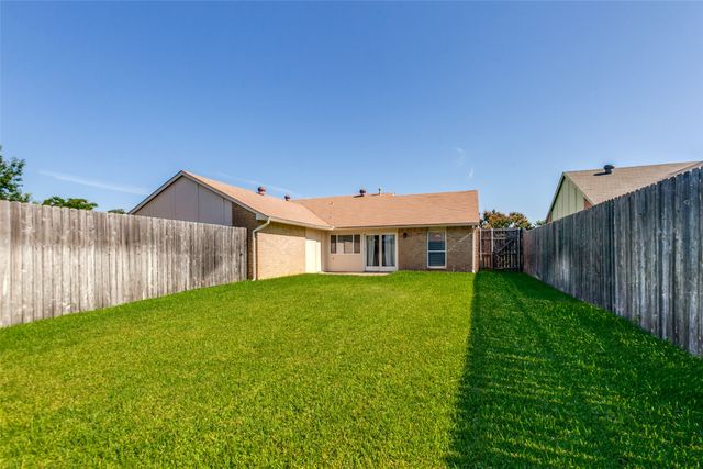 2906 Western Drive, Garland, TX 75042