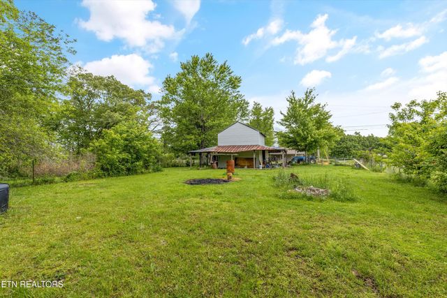 9438 Morgan County Hwy, Sunbright, TN 37872