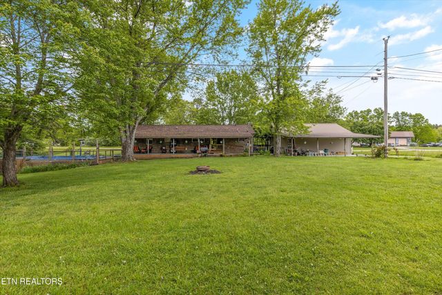 9438 Morgan County Hwy, Sunbright, TN 37872