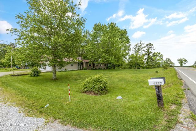 9438 Morgan County Hwy, Sunbright, TN 37872