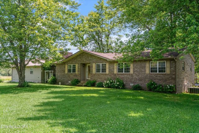 9438 Morgan County Hwy, Sunbright, TN 37872