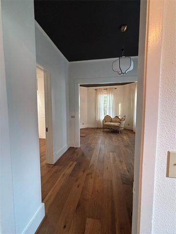 613 14th Street, Galveston, TX 77550