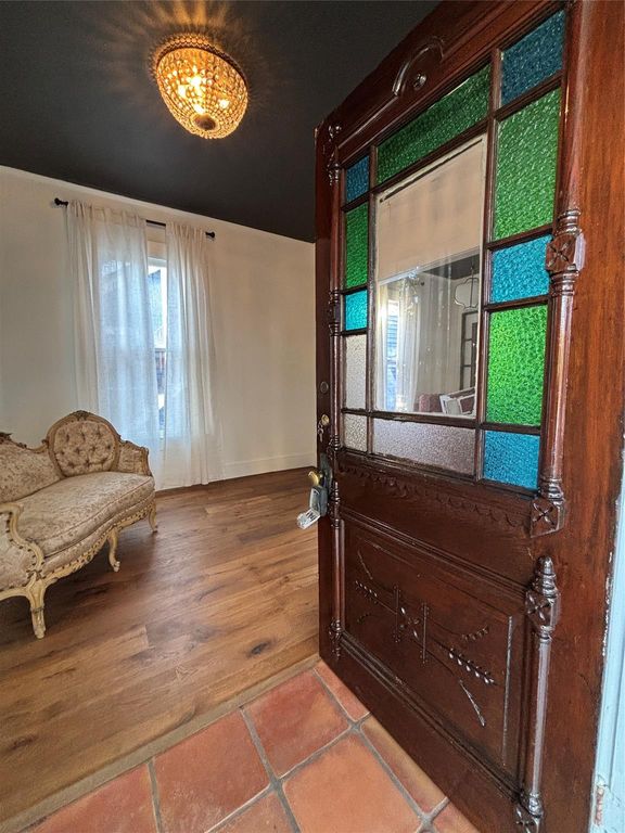 613 14th Street, Galveston, TX 77550